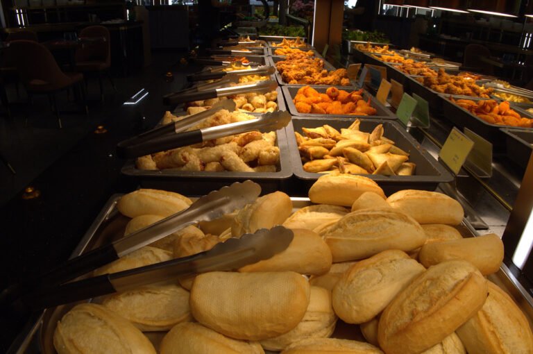 Nems, samoussas et beignets de crevettes
